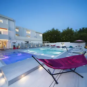 Boat - The Original Hotel